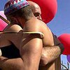 Британские геи и лесбиянки зарабатывают больше своих гетеросексуальных коллег