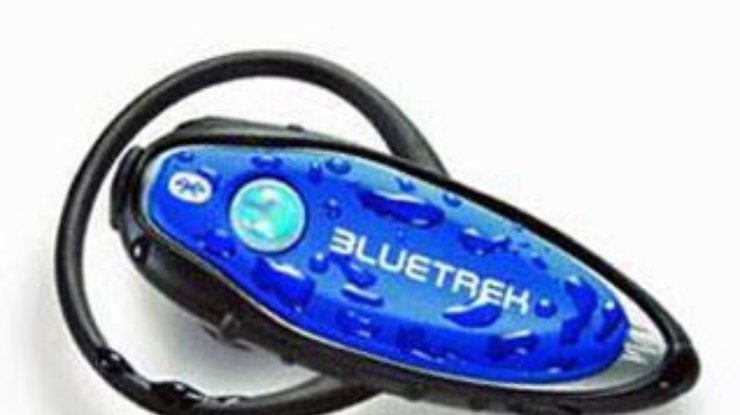 Французы представили противоударную водонепроницаемую гарнитуру Bluetooth