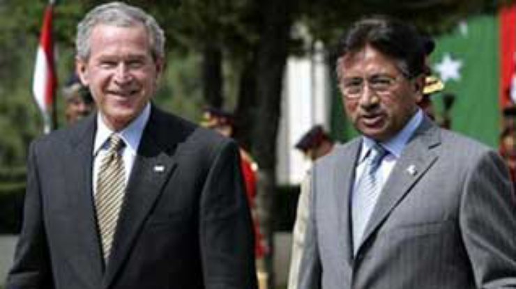 Буш отказал Пакистану в ядерном сотрудничестве