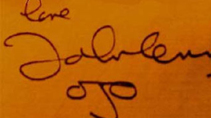 Автограф Леннона нашли в мусорном мешке