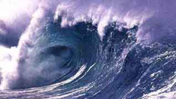 Ученым удалось заснять на пленку самые огромные океанические волны