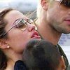 Анджелина Джоли собирается родить ребенка в Намибии