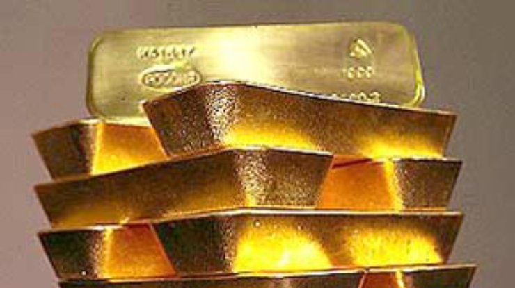 Золото снова выросло в цене