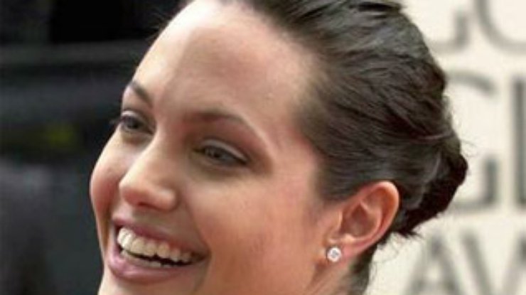 Анджелина Джоли вошла в список самых щедрых знаменитостей