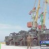 В порту Феодосии пропал груз из контейнеров НАТО