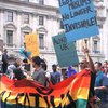 Футбольные фанаты разогнали турецкий гей-парад