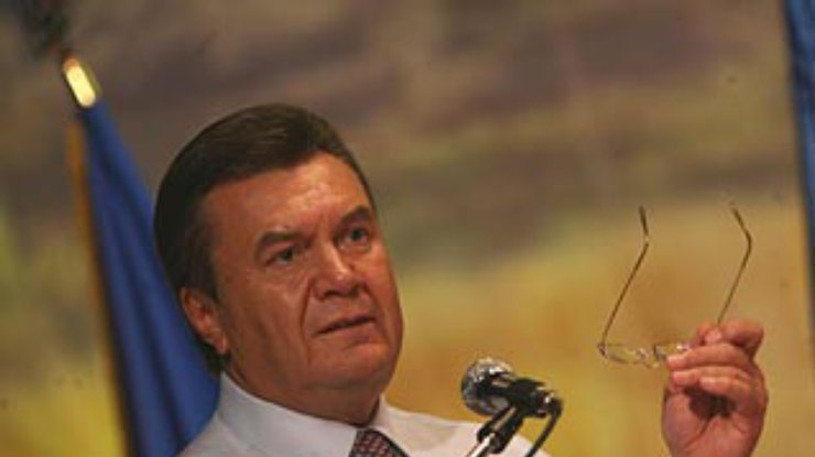 Янукович хочет отсрочить вступление Украины в НАТО