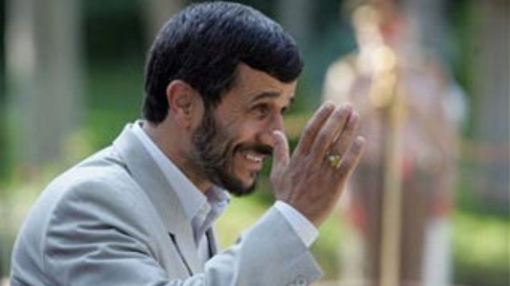 Ахмадинеджад вызвал Буша на теледуэль