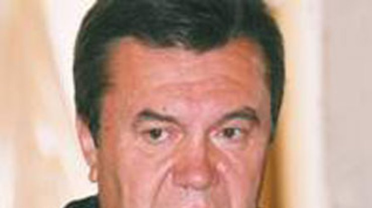 Янукович: Губернаторы ослабли