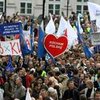 В Варшаве проходят массовые демонстрации