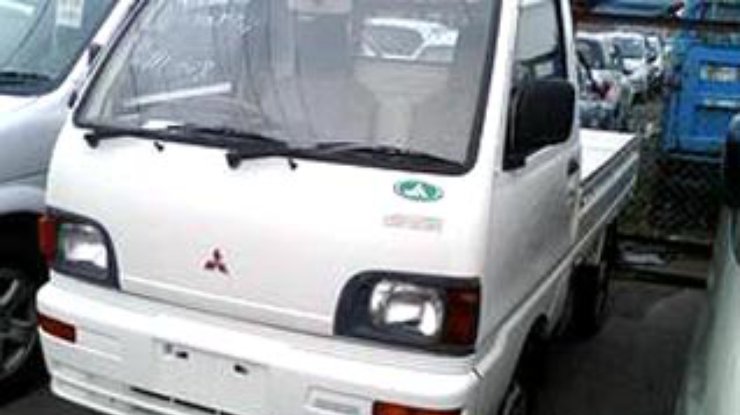 Mitsubishi отзывает 170 тысяч минивэнов