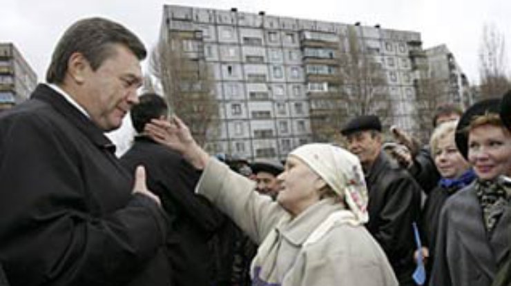 НГ: Янукович готовится к президентству