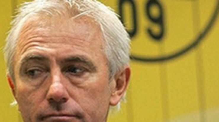 "Боруссия" уволила ван Марвейка