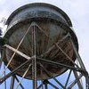Ветер снес водонапорную башню в Ривненской области