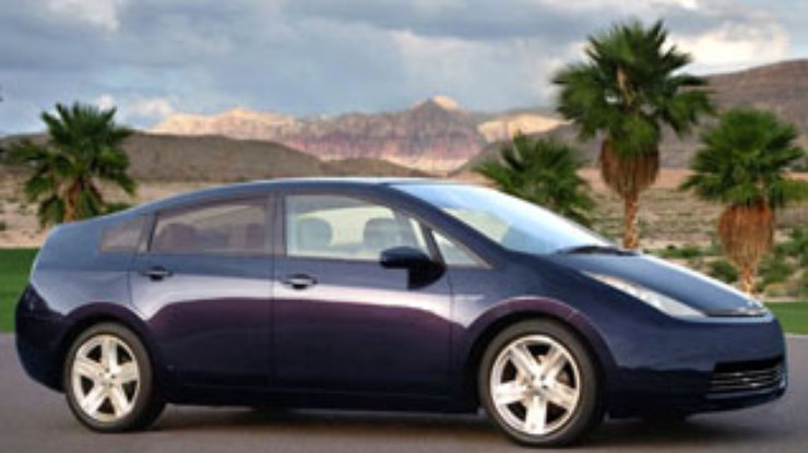 Второе поколение Toyota Prius появится в 2008 году