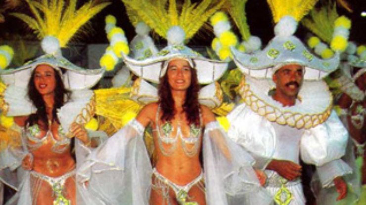 В Рио-де-Жанейро сегодня стартует знаменитый карнавал