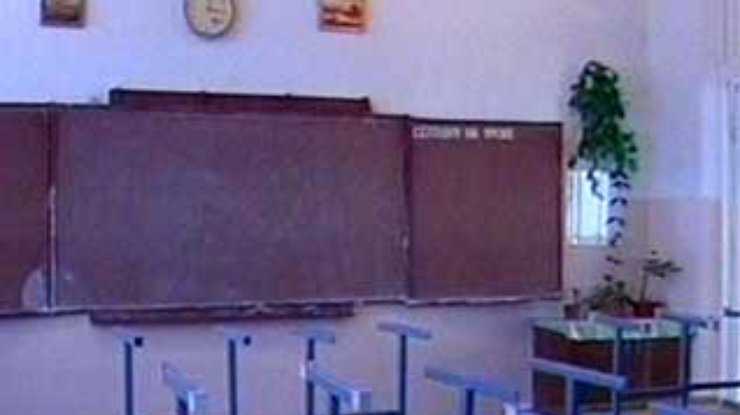 Уже более 3 тысяч украинских школ закрылись на карантин