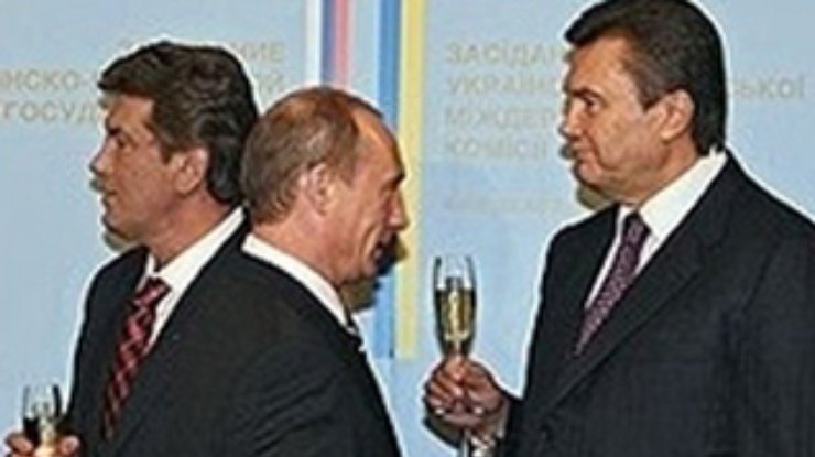 Ъ: Ющенко кинули в Москве
