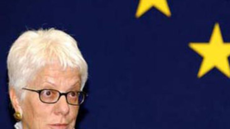 Карла дель Понте выступила за возобновление переговоров о вступлении Сербии в Евросоюз