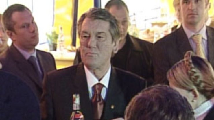 Социалисты заявляют, что имеют видеоматериалы с пьяным Ющенко за рулем