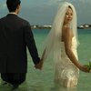 Во Вьетнаме дайверы сыграли свадьбу под водой