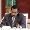 Гадалка "нагрела" экс-супругу султана Брунея на миллионы долларов