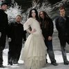 Evanescence отправятся в тур с новым составом группы