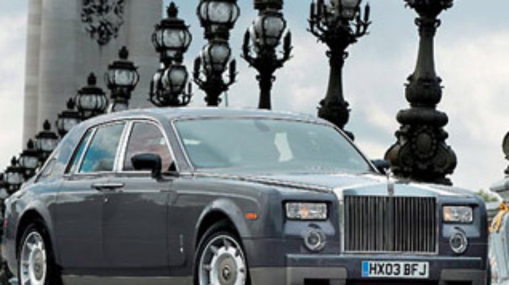 Компания Rolls-Royce объявила о продаже подержанных моделей авто