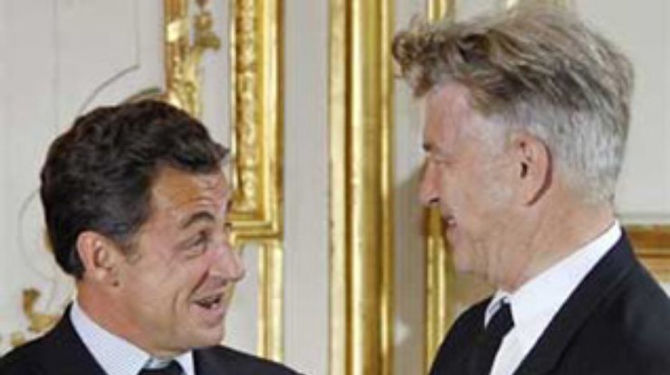 Президент Франции наградил Дэвида Линча