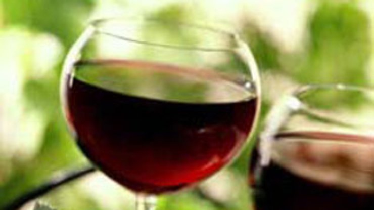 Употребление красного вина поможет избавиться от опасных бактерий