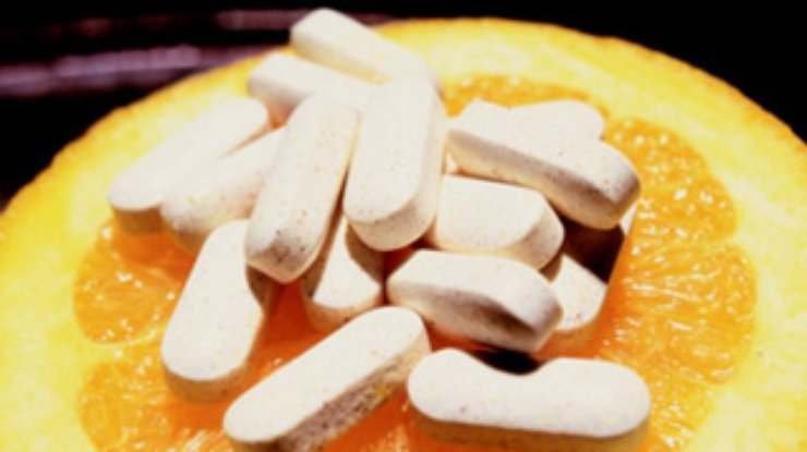 Медики: Витамин С подавляет рост некоторых опухолей