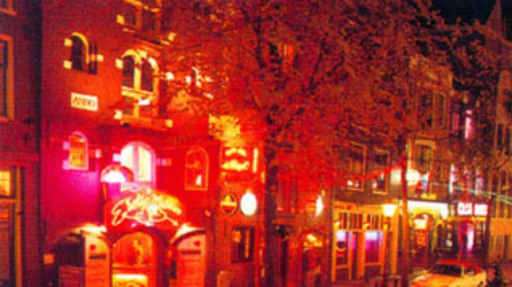 Квартал "красных фонарей" в Амстердаме "зачистят"