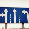 На киевских дорогах появятся новые знаки и информационные табло
