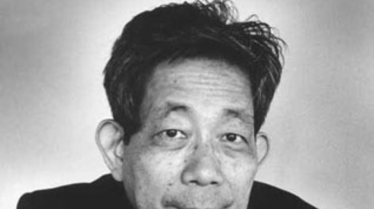 Кэндзабуро Оэ исполнилось 73 года