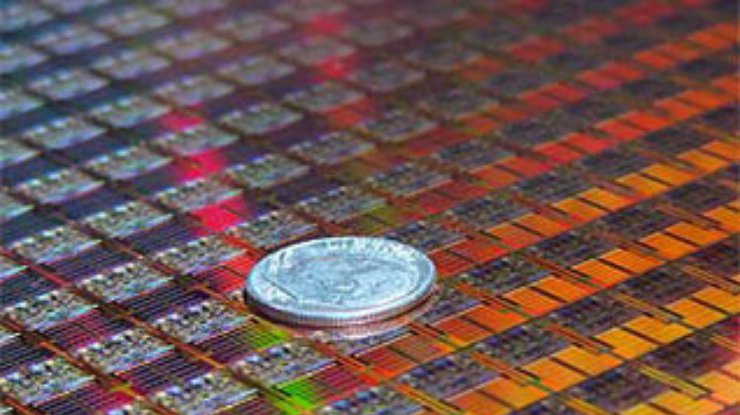 Intel разрабатывает шестиядерный процессор
