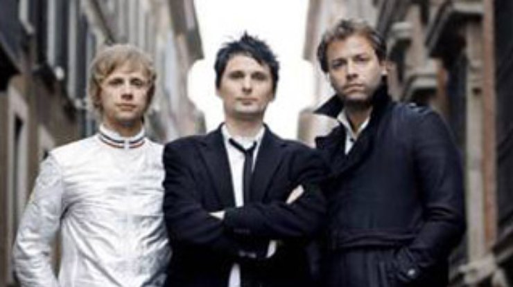 Muse выложили в интернет свой новый альбом