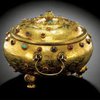 Sotheby's продает золотую чашу XV века