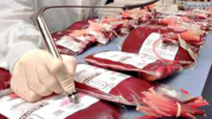 Фанаты телесериала про вампиров сдают кровь в поддержку любимого ТВ-шоу