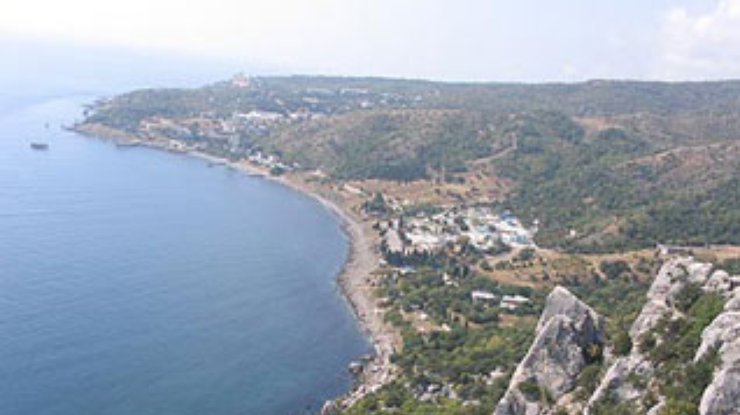 Крым отрапортовал о готовности принимать туристов. Мазута не нашли