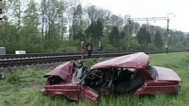 Трагедия в Ровенской области: Поезд сбил "Жигули"