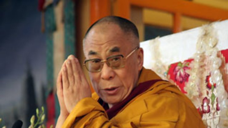 Далай-лама начинает визит в Великобританию