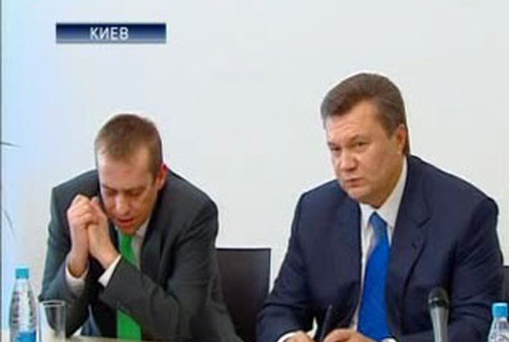 Янукович уверен, что результаты выборов пошатнут коалицию