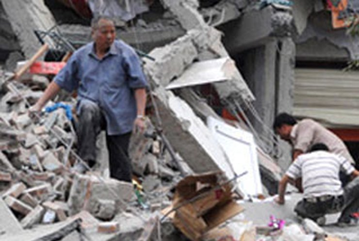 Число жертв землетрясения в Китае превысило 68 тысяч человек