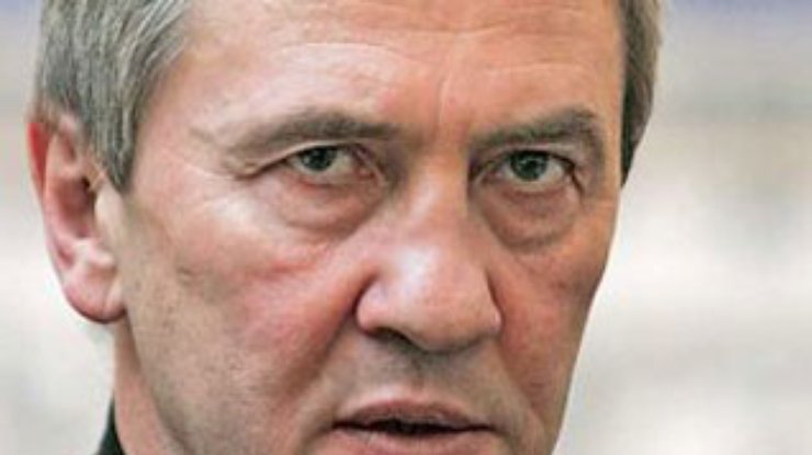 Суд вернул протокол МВД о коррупции Черновецкого