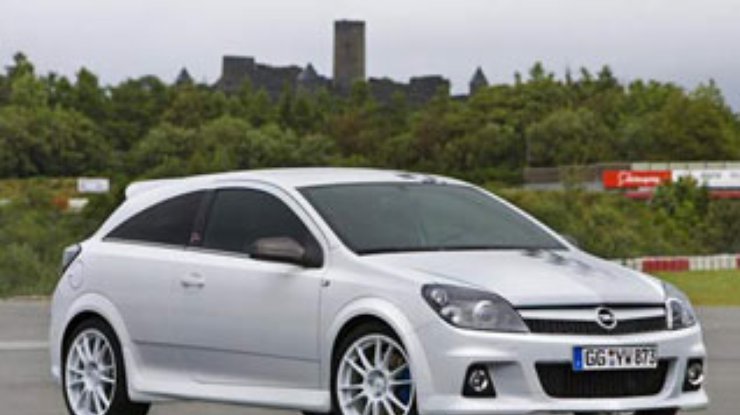 Opel готовит специальную версию Astra VXR