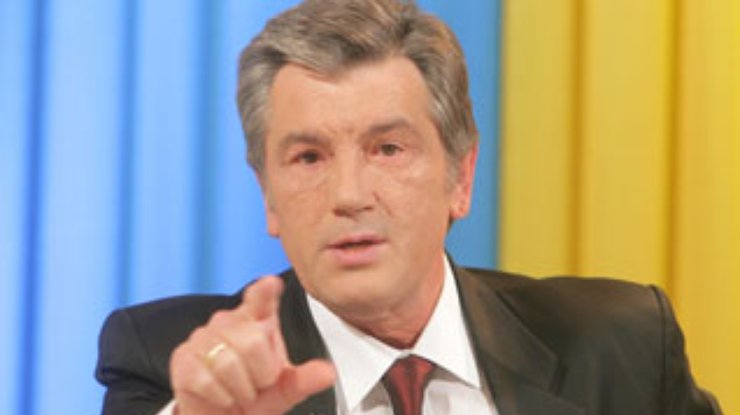 Ющенко запретил губернаторам ехать к Тимошенко