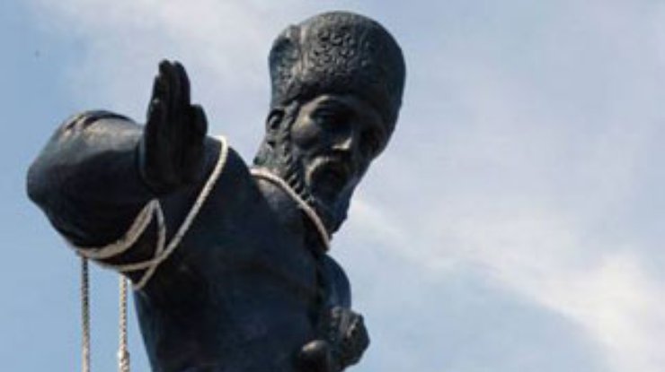 В Севастополе открыли памятник гетману Сагайдачному