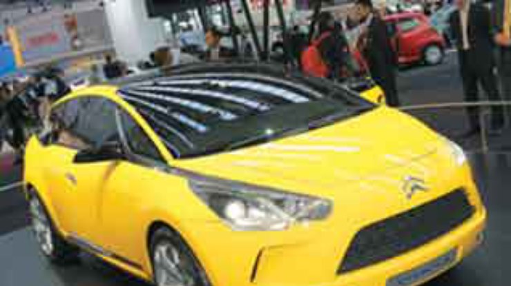 Citroen запускает серийное производство минивэна C-SportLounge