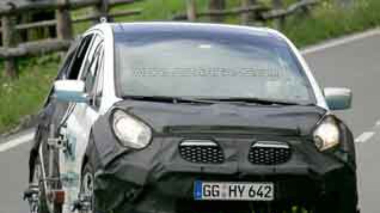 Kia тестирует минивэн Ceed Plus
