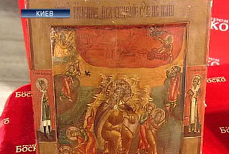 В Киеве открылась выставка икон, принадлежащих Льву Толстому